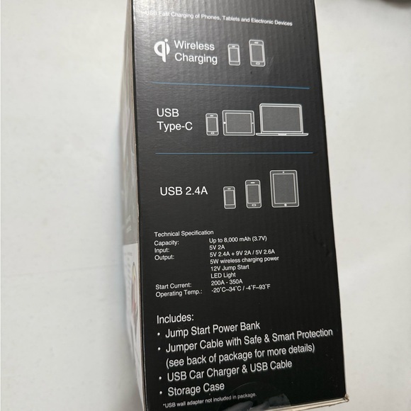 Type S jump starter and portable power bank with wirelesss charging - Picture 3 of 6